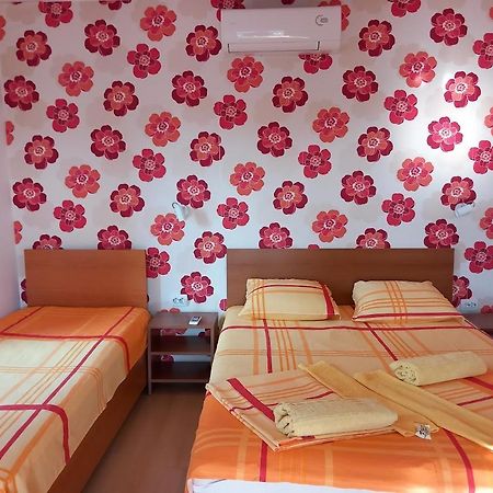 Bolyarski Stan Guest House Veliki Preslav Exterior foto