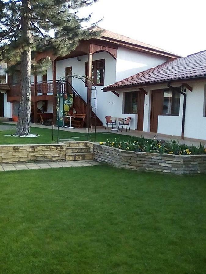 Bolyarski Stan Guest House Veliki Preslav Exterior foto
